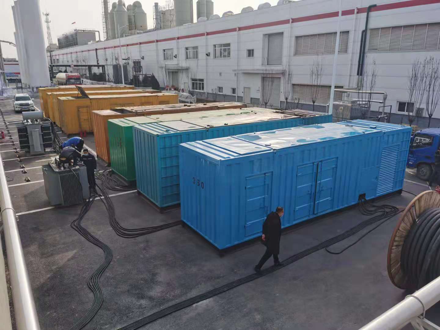 津南发电机出租-两相发电机与三相发电机有何区别?