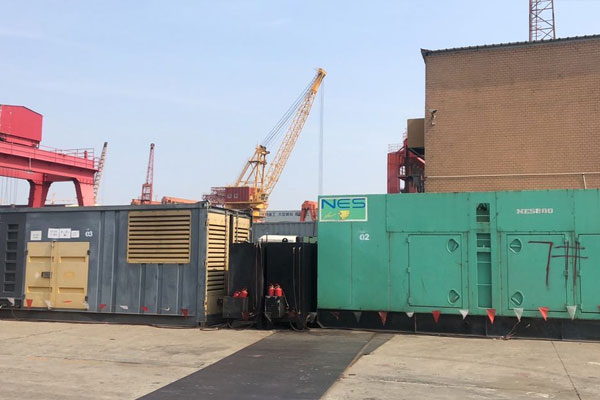 津南发电机出租空气滤清器的清洁频率是多少？